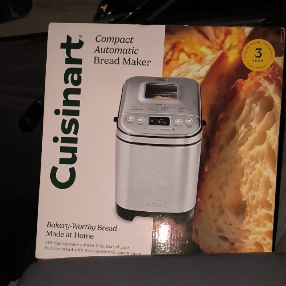 Cuisinart Silver Bread Maker